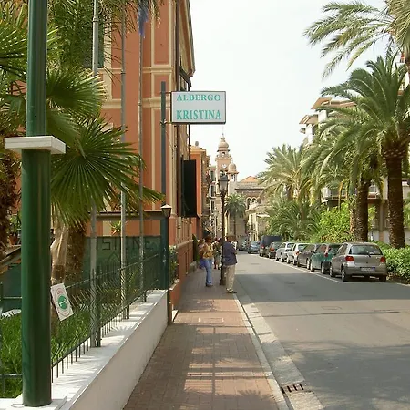 Kristina Hotel *