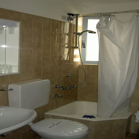 Hotel Kristina *